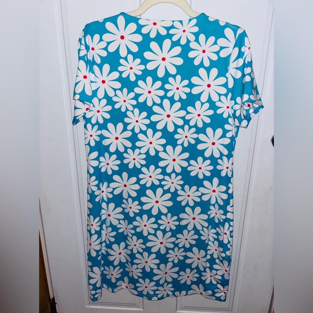 Lulu B Medium Daisy print dress UPF 50+ sun protection LIKE NEW - Picture 5 of 5
